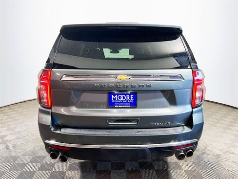 Used 2023 Chevrolet Suburban Premier image 7