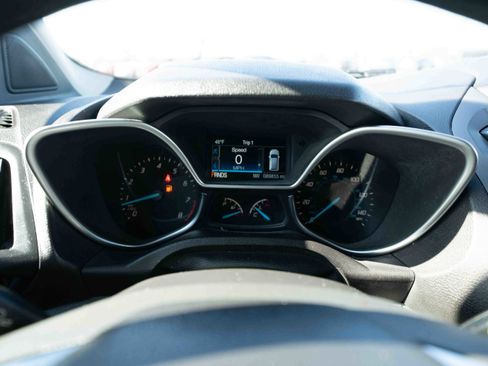 Used 2017 Ford Transit Connect XLT image 16