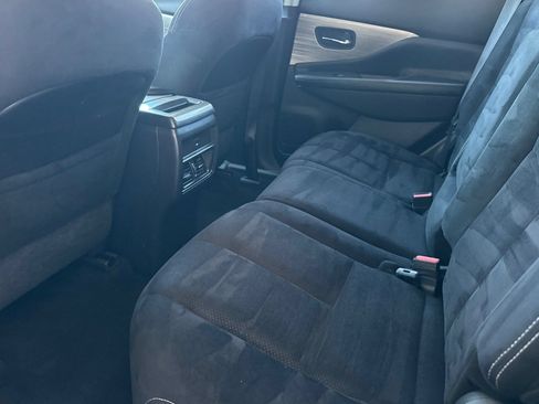 Used 2017 Nissan Murano SV AWD/4WD image 12
