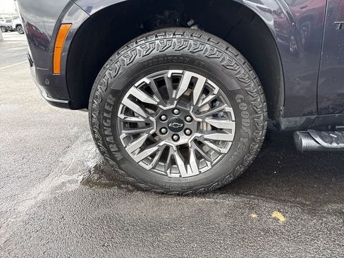 Used 2025 Chevrolet Tahoe Z71 image 34