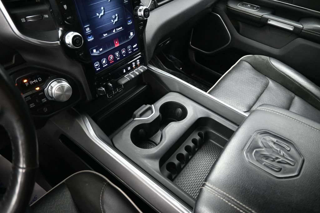 Used 2020 RAM 1500 Laramie w/ Sport Appearance Package AWD/4WD image 31