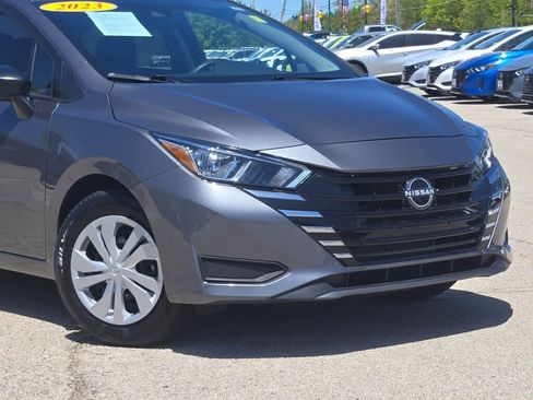 Used 2023 Nissan Versa S w/ Trunk Package FWD image 2