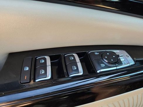 Used 2024 Kia Carnival SX Prestige FWD image 33