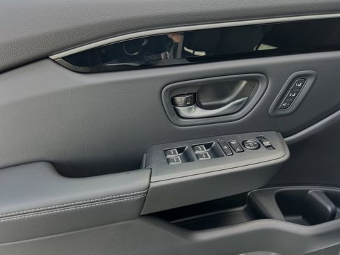 New 2025 Honda Pilot EX-L image 11