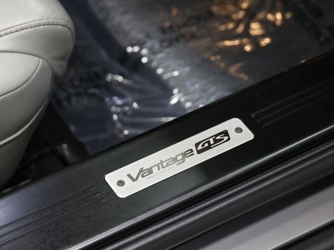 Used 2016 Aston Martin V8 Vantage S RWD image 48