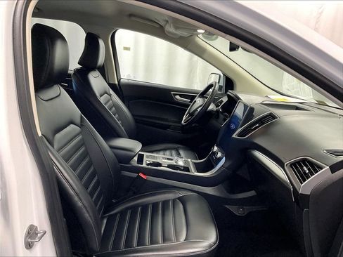 Used 2022 Ford Edge SEL w/ Convenience Package AWD/4WD image 11