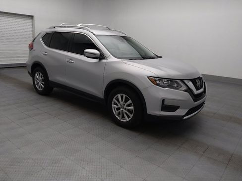 Used 2019 Nissan Rogue SV FWD image 11