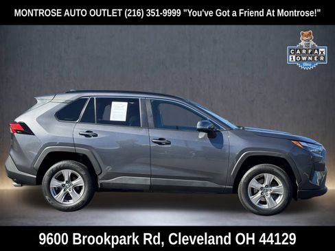 Used 2022 Toyota RAV4 XLE image 8