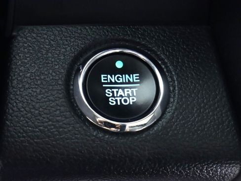 Used 2019 Ford F150 Lariat w/ Equipment Group 502A Luxury image 32