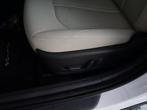 New 2026 Hyundai Sonata SEL FWD image 17