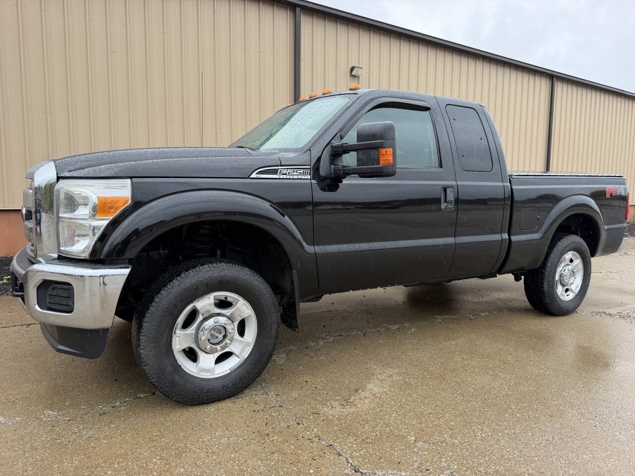 Used 2012 Ford F250 XLT w/ Snow Plow Prep Pkg AWD/4WD image 7