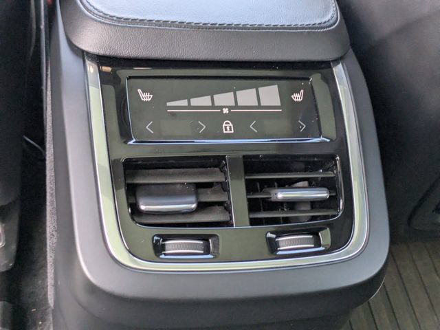 Certified 2023 Volvo XC90 B5 Plus w/ Protection Package Premier AWD/4WD image 21