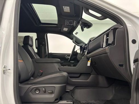 New 2026 GMC Sierra 1500 AT4 w/ Technology Package AWD/4WD image 37