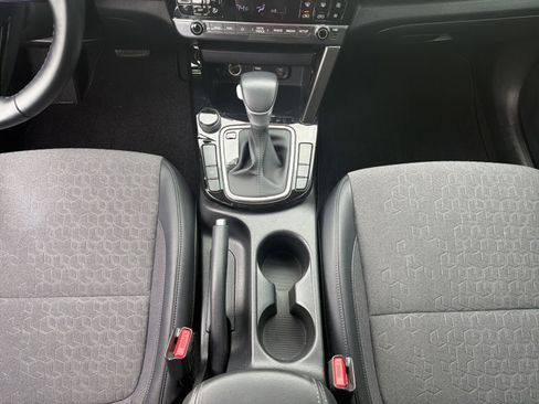 Used 2024 Kia Seltos S FWD image 11