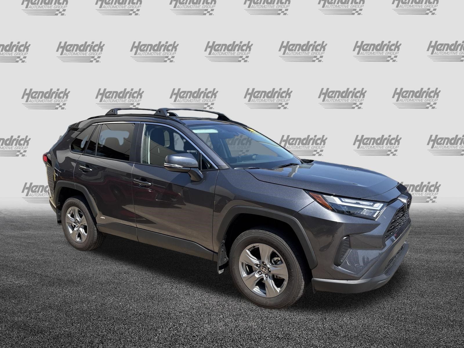 Used 2025 Toyota RAV4 XLE w/ Convenience Package AWD/4WD image 2