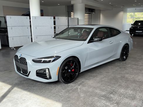 New 2026 BMW 430i Coupe w/ M Sport Package image 3