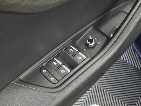 Used 2022 Audi A5 2.0T Premium image 38