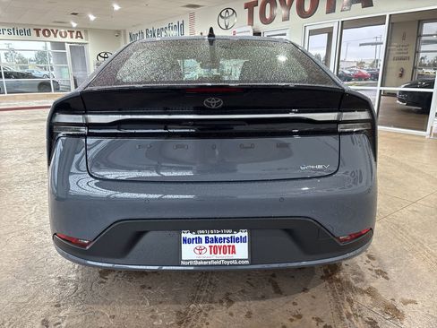 New 2026 Toyota Prius Plug-In Hybrid image 9