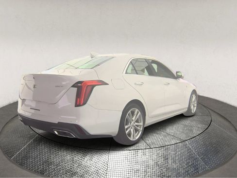 Used 2020 Cadillac CT4 Luxury w/ Bose Premium Audio Package RWD image 2