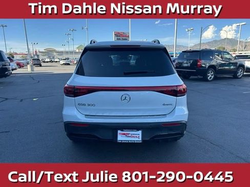 Used 2023 Mercedes-Benz EQB 300 4MATIC image 10