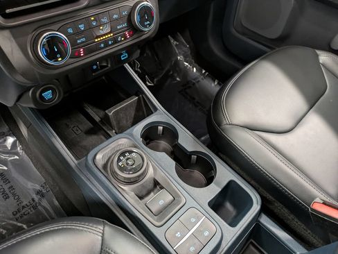 Used 2023 Ford Maverick Lariat w/ Lariat Luxury Package AWD/4WD image 14