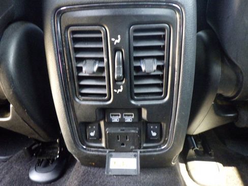 Used 2018 Jeep Grand Cherokee Limited AWD/4WD image 14