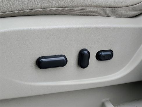 Used 2014 Ford Escape Titanium w/ Equipment Group 401A image 12