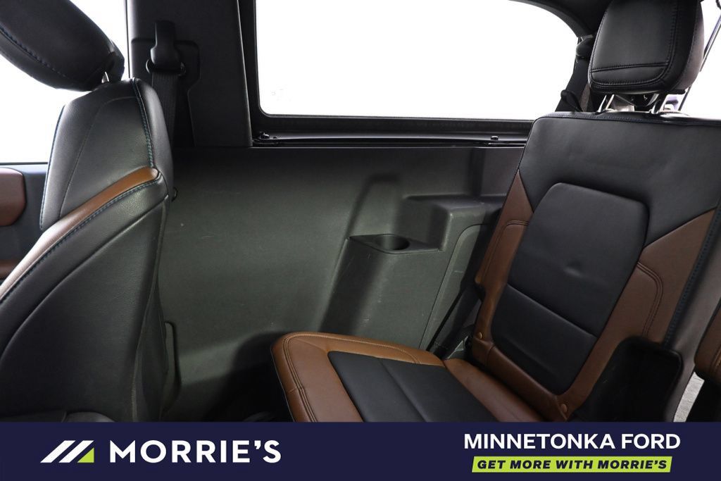 Used 2023 Ford Bronco Outer Banks w/ Sasquatch Package AWD/4WD image 18