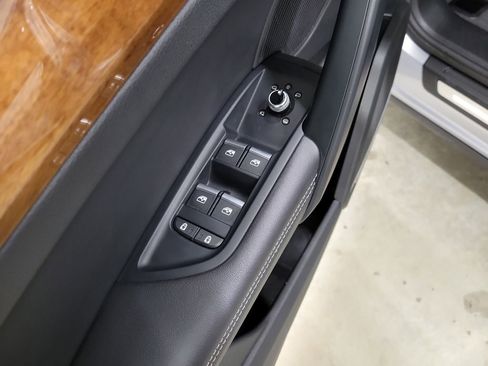 Used 2023 Audi Q5 2.0T Premium Plus image 23