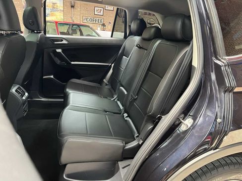 Used 2019 Volkswagen Tiguan SEL AWD/4WD image 23