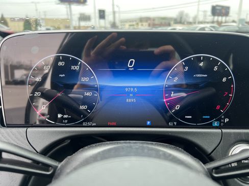 Used 2025 Mercedes-Benz E 350 Sedan image 22