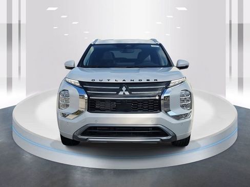 New 2026 Mitsubishi Outlander SEL image 2