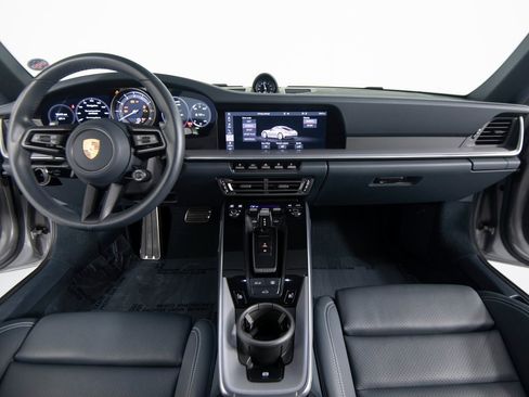 Certified 2021 Porsche 911 Carrera image 34