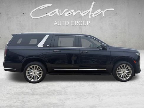 Used 2023 Cadillac Escalade ESV Premium Luxury AWD/4WD image 17