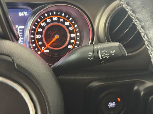 Used 2018 Jeep Wrangler Unlimited Sport S image 15