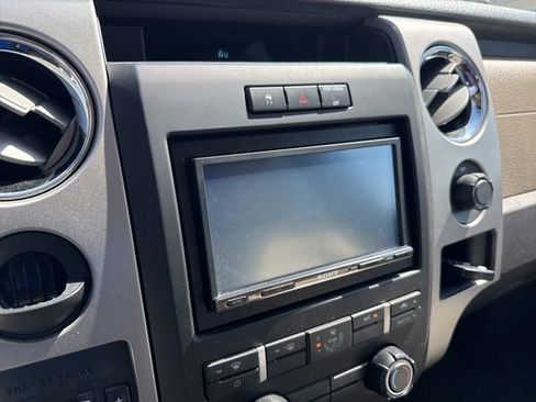 Used 2010 Ford F150 XLT image 19