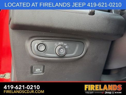 Used 2024 GMC Terrain SLE w/ LPO, Floor Liner Package image 18