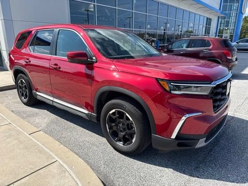 Used 2025 Honda Pilot EX-L image 1
