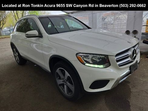 Used 2019 Mercedes-Benz GLC 300 4MATIC image 1