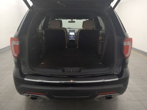 Used 2018 Ford Explorer Limited AWD/4WD image 29