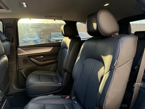 Used 2024 MAZDA CX-90 3.3 Turbo w/ Preferred Plus image 14