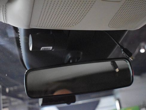 Used 2021 Mercedes-Benz Metris Passenger image 80