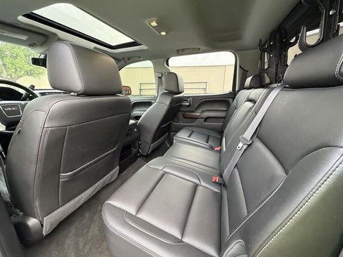 Used 2017 GMC Sierra 2500 SLT w/ Driver Alert Package AWD/4WD image 37