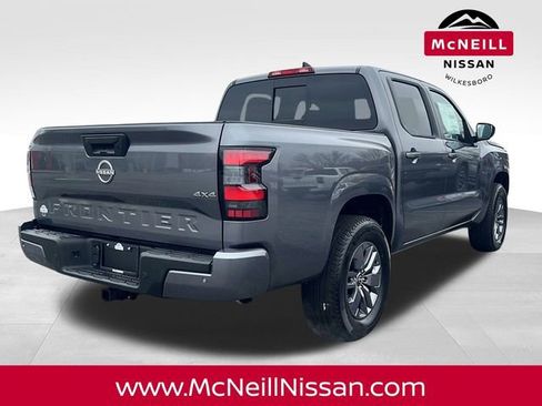 New 2026 Nissan Frontier SV image 7