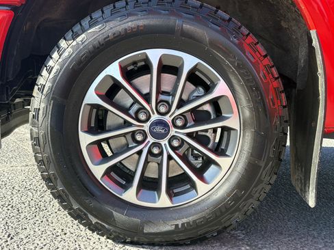 Used 2018 Ford F150 XLT w/ Equipment Group 301A Mid AWD/4WD image 21