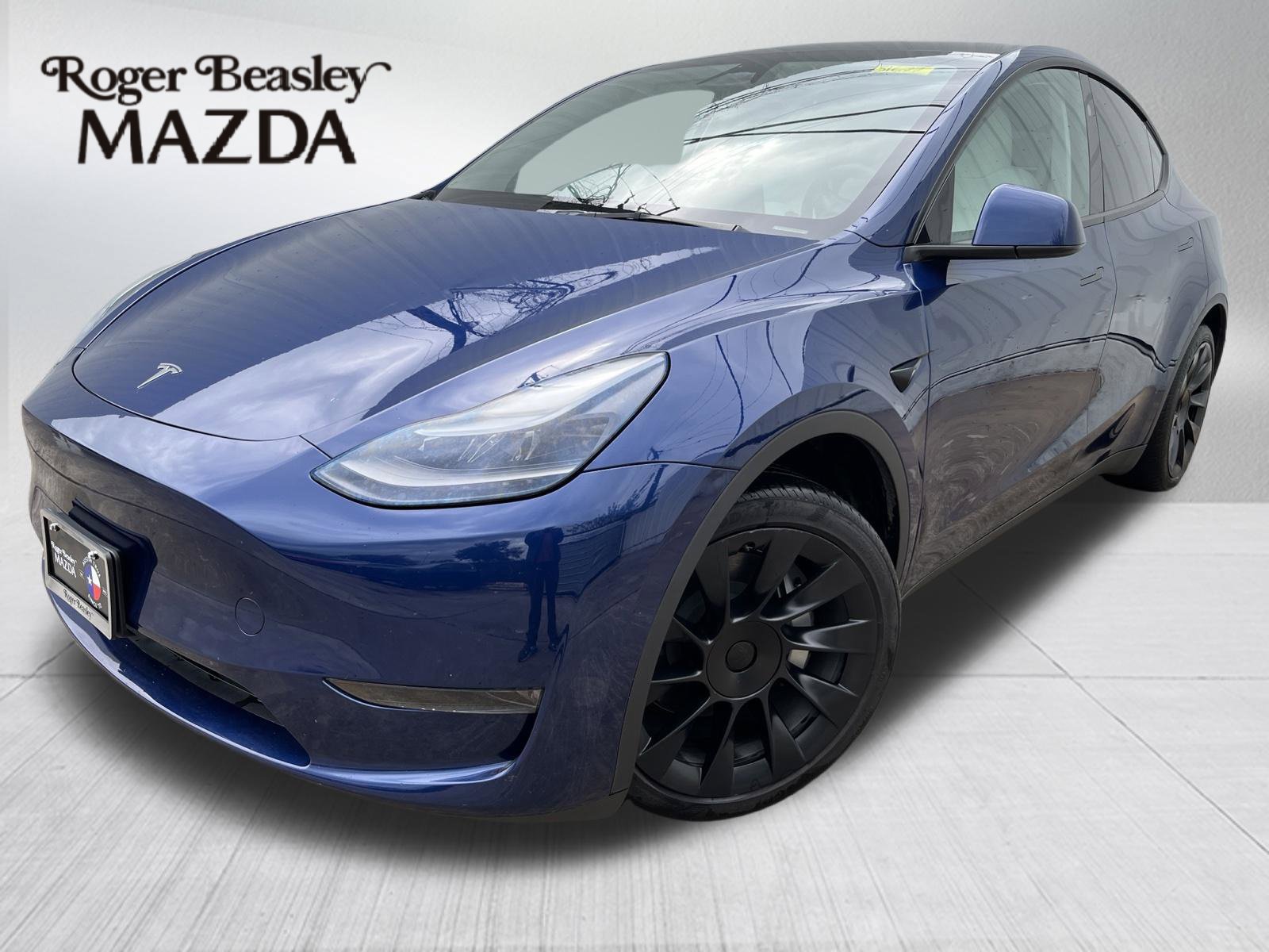 Used 2024 Tesla Model Y 2WD image 1