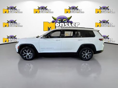 Used 2024 Jeep Grand Cherokee L Limited AWD/4WD image 7