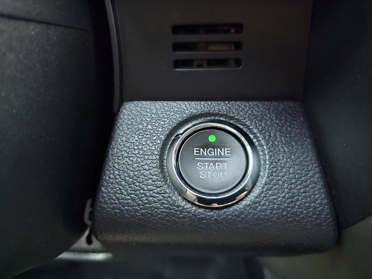 Used 2015 Ford F150 Lariat w/ Equipment Group 502A Luxury AWD/4WD image 53