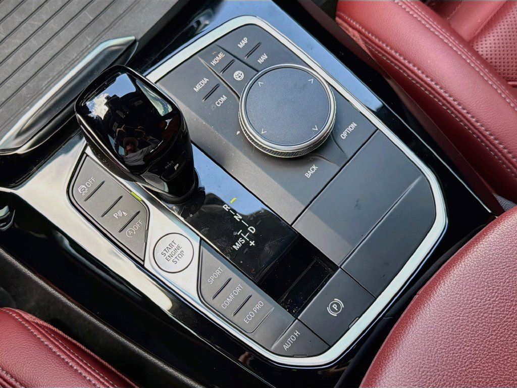 Used 2022 BMW X3 sDrive30i w/ M Sport Package 2 RWD image 28