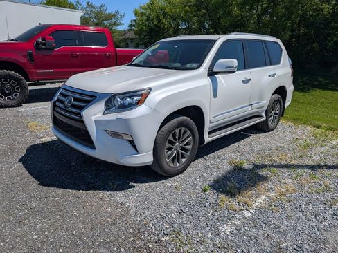 Used 2019 Lexus GX 460 Luxury AWD/4WD image 2